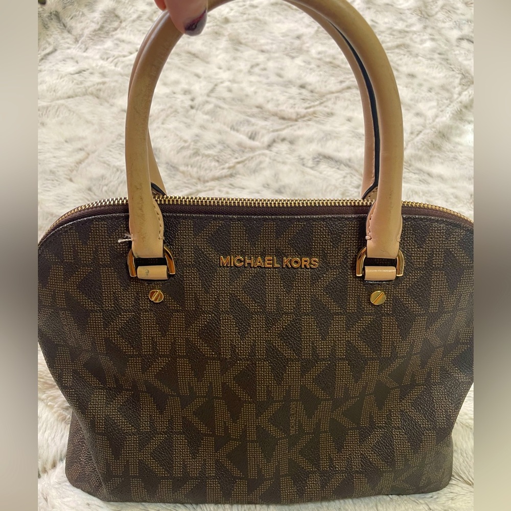 Michael Kors Meduim Logo Tote